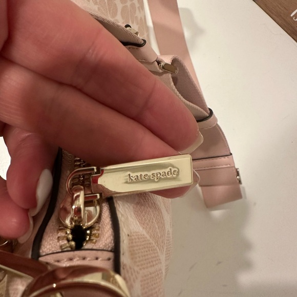 Kate Spade Pink and Cream Heart Crossbody Bag - Picture 8 of 10